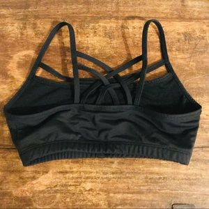 Onzie strappy yoga top sports bra